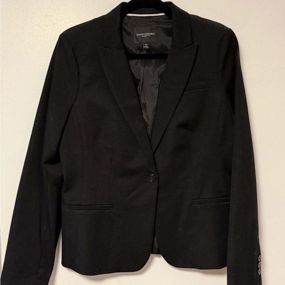 Banana Republic Classic Black Blazer